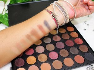 35F palette morphe swatch 5