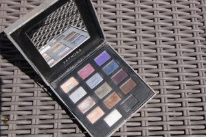 enchanting eyeshadow palette sephora 4